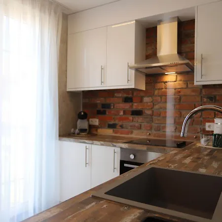 1910 Apartament